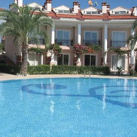 Oasis Residences 4*